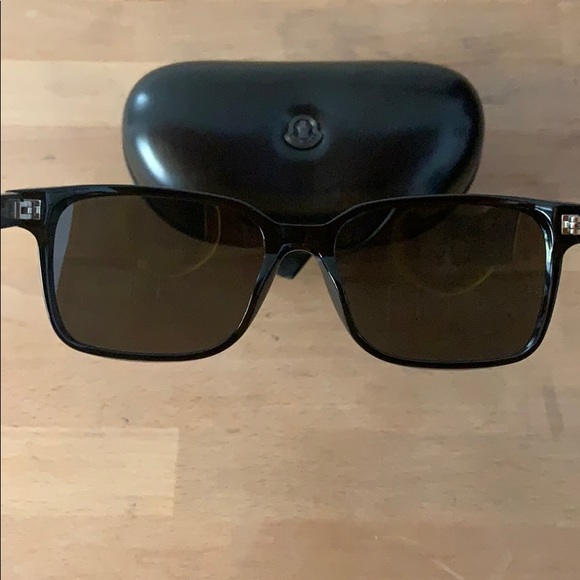 Moncler Sunglasses ML0011 01A Shiny Blk/Smoke Lens - Picture 6 of 8